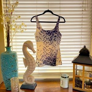 Active Wear Alo Yoga stretch tank top
